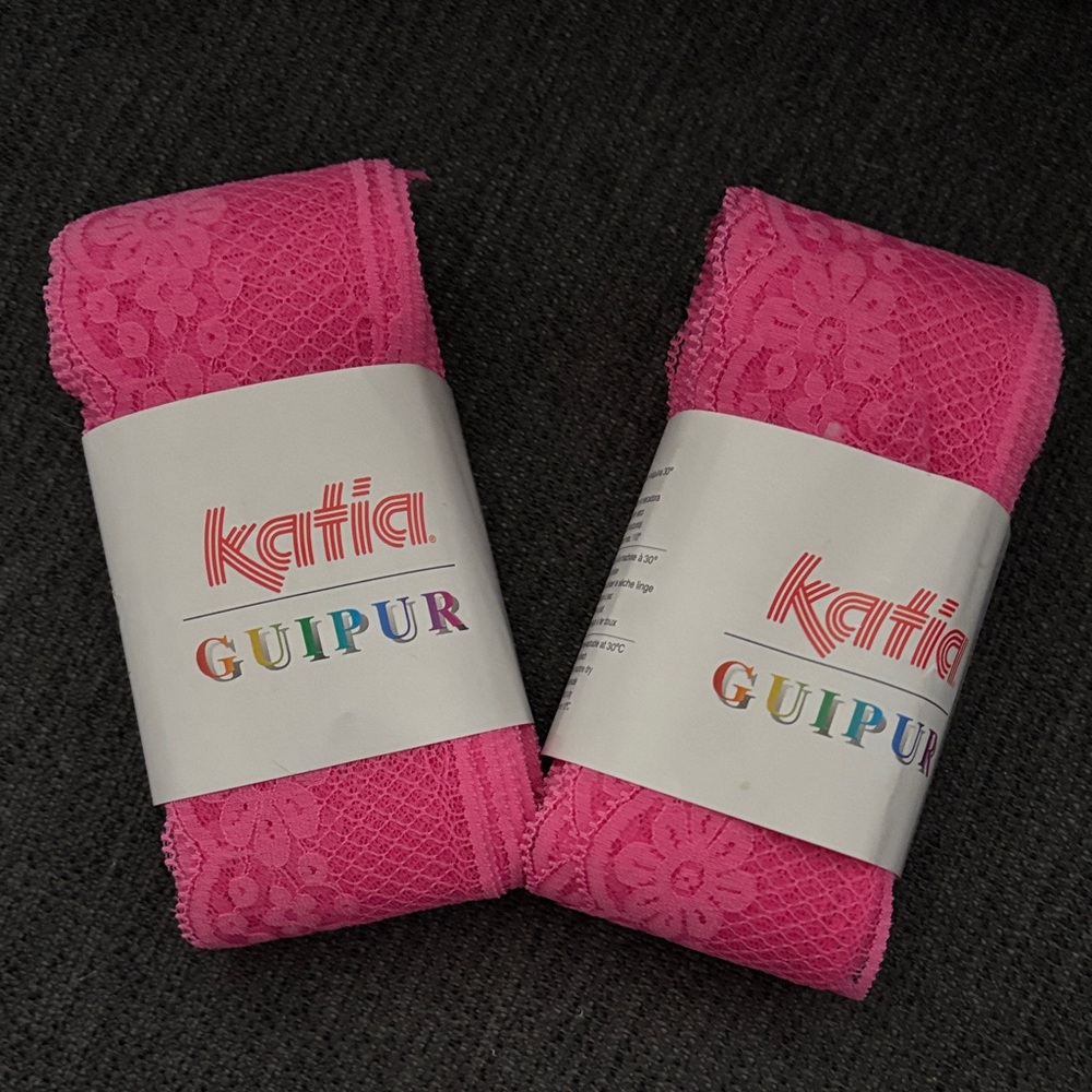 Katia Guipur Pink Lace Yarn